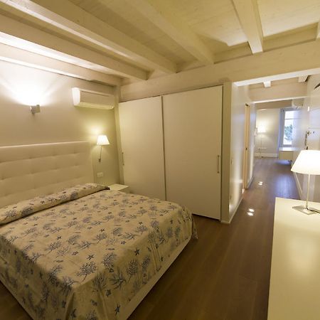 La Casa Del Porto Apartment Lovere Exterior photo